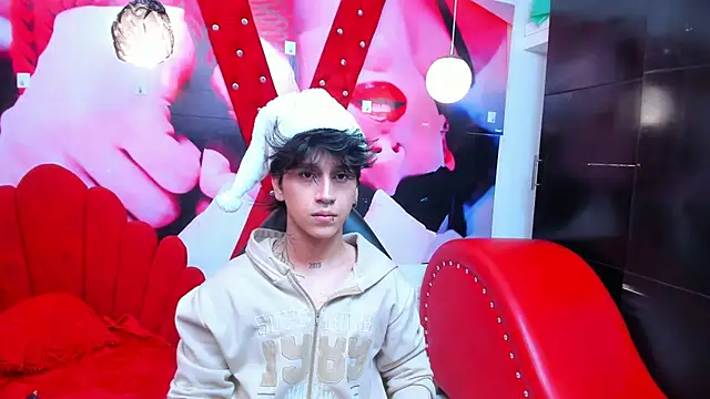 alex 477 online show from December 19, 12:46 pm