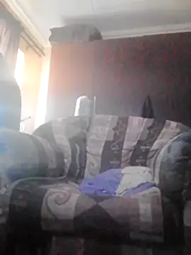 Nawtyslaveteen online show from May 14, 9:51 am
