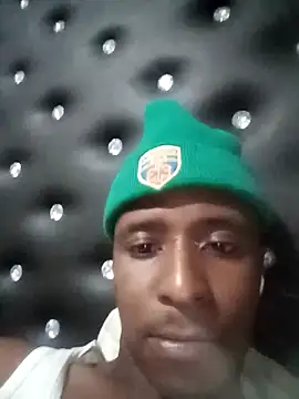 TheBoyWannaPlay online show from March 19, 5:28 pm