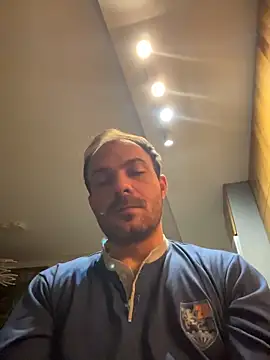 Adventurehotman online show from February 10, 1:54 am