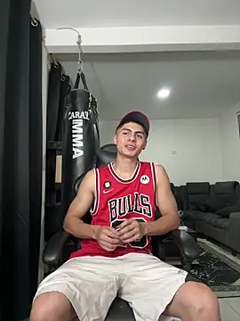 Stiven CL online show from February 12, 2:50 am