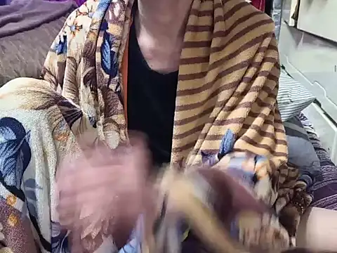 JJjing online show from January 12, 11:25 am