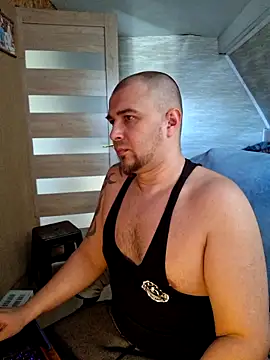 Foxyshaved online show from March 27, 8:26 am