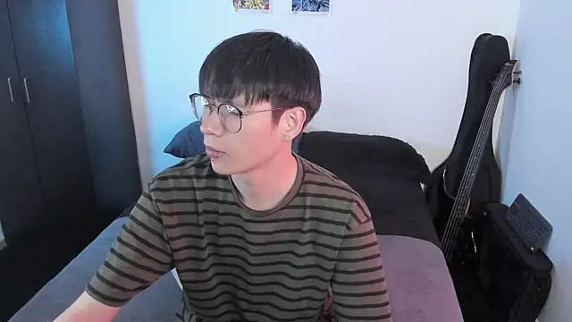 Aventure Twinks online show from June 24, 12:24 am