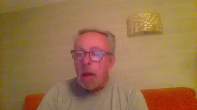 tuggy59 online show from April 12, 5:42 am