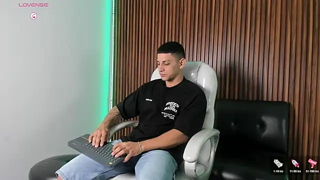 Alex cute77 online show from January 10, 1:26 pm