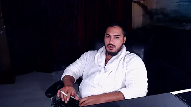 Snapshot of ZenoBaro1 chatting on October 10, 8:24 pm ZenoBaro1 online show from October 10, 8:24 pm
