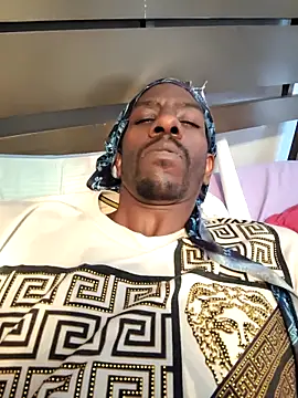 icyMike43 online show from April 25, 4:59 pm