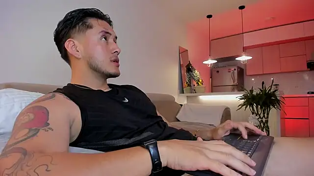 Chriskyle  online show from September 18, 12:12 am