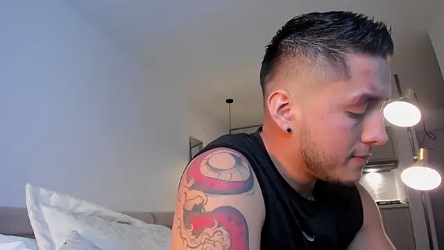 Chriskyle  online show from March 5, 2:14 am