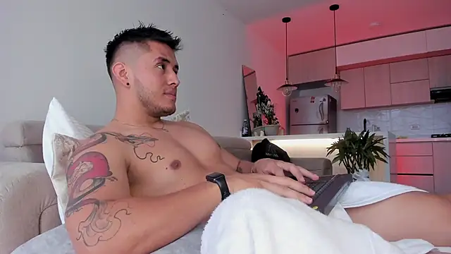 Chriskyle  online show from January 30, 7:15 pm