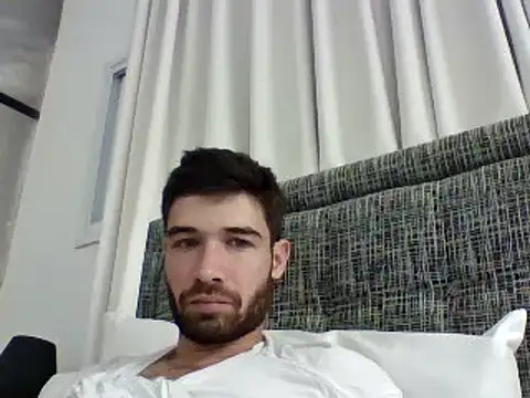 slim and cute1 online show from December 3, 2:38 pm