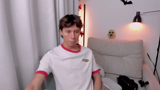 kim lian21 online show from October 14, 12:23 pm