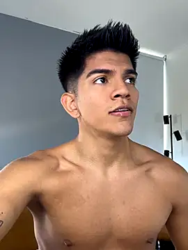 santiago 01 online show from December 2, 9:51 pm