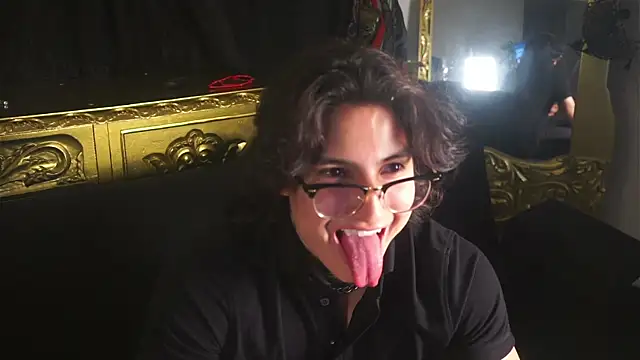 dantecoppolaa  online show from March 6, 12:32 am