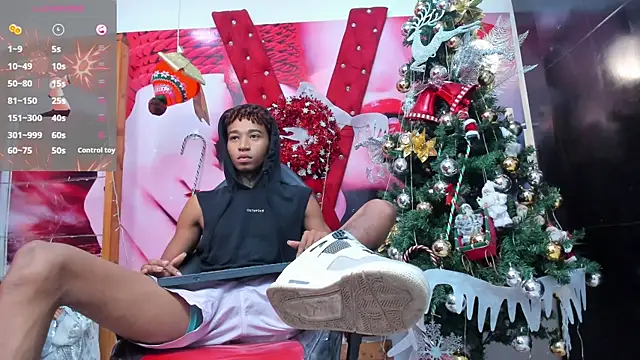 sexy blacks  online show from January 6, 11:29 am