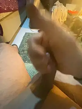 azginnn35 online show from February 2, 10:29 pm