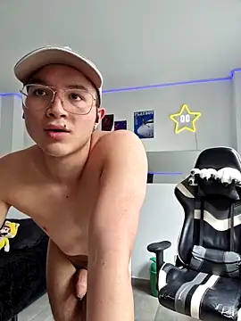 AustinSummerr online show from October 20, 6:56 pm