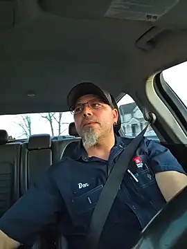 KrazyLegz online show from February 10, 11:20 pm