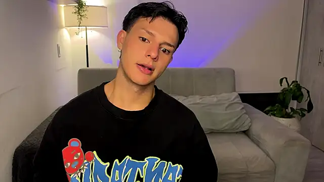 Alexxblue online show from November 20, 4:23 am