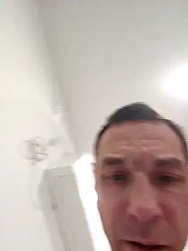 Iliketocooksquirt25 online show from April 6, 1:35 am