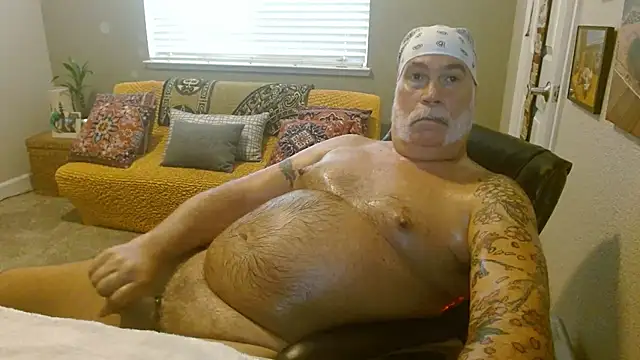 Snapshot of musclebearnips chatting on October 18, 9:09 pm musclebearnips online show from October 18, 9:09 pm