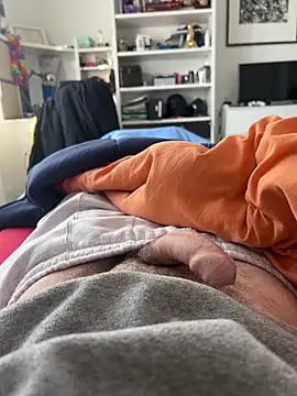 Snapshot of Diegodaddy01 chatting on December 31, 1:52 pm Diegodaddy01 online show from December 31, 1:52 pm