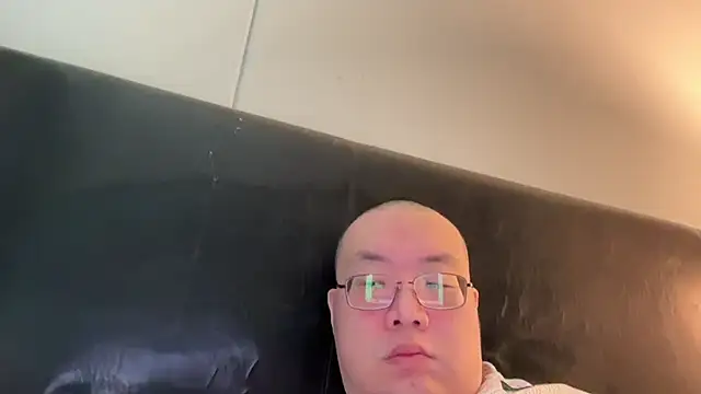 slaveasianboy online show from December 5, 4:01 pm