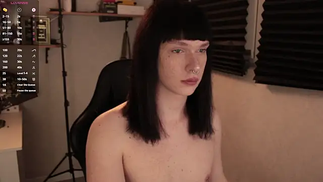 carthylovvve online show from March 19, 4:02 pm