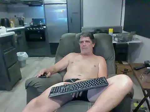 lateniter online show from November 25, 1:18 am