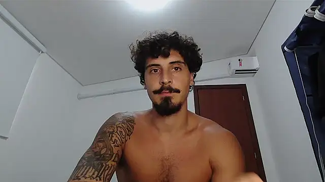 milkoffe online show from February 8, 8:35 pm