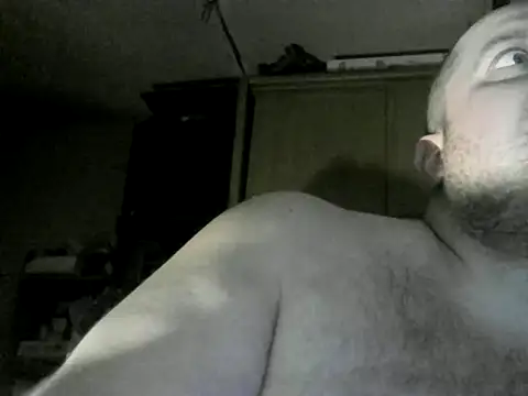 Snapshot of perversalus chatting on October 24, 4:31 pm perversalus online show from October 24, 4:31 pm