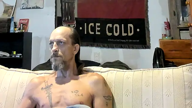 Snapshot of jayshort786 chatting on October 19, 2:20 pm jayshort786 online show from October 19, 2:20 pm
