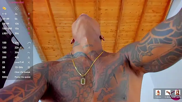 esteveen ortegas  online show from March 28, 2:17 pm