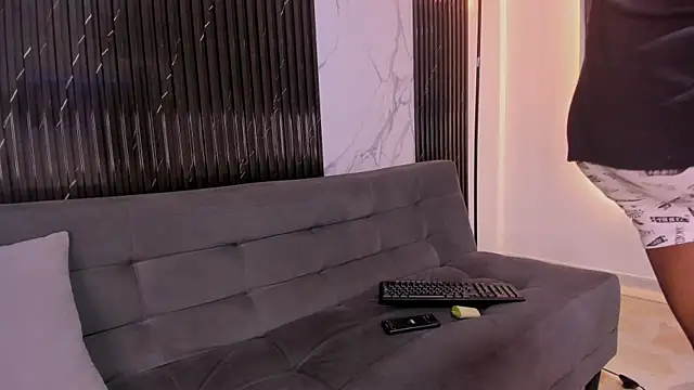 BRYXXXON1 online show from January 4, 4:12 am