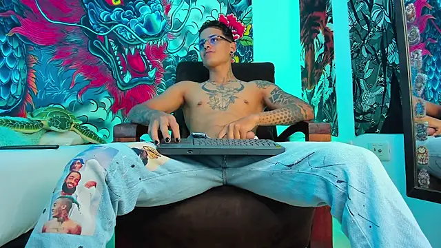 Maxi Gray online show from September 19, 12:35 am