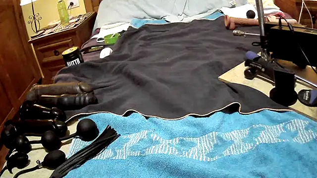 bigtoysssin online show from March 27, 8:54 pm