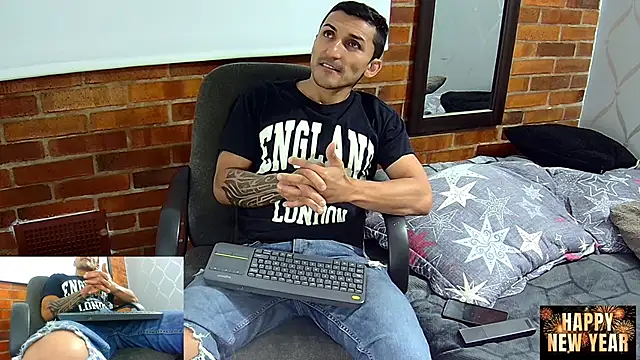 Marck Muscle online show from December 31, 4:27 am