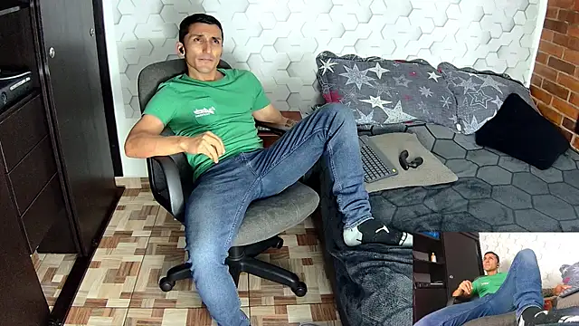 Marck Muscle online show from December 9, 3:07 am