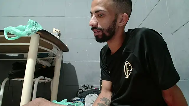 UncutToyBoy23cm online show from February 27, 6:51 pm