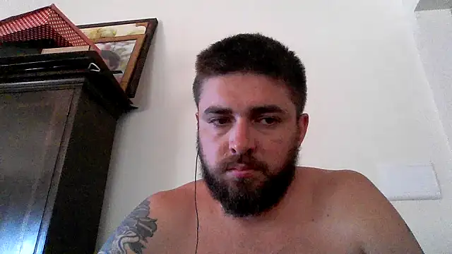 Snapshot of Dat1994 chatting on January 24, 12:10 pm Dat1994 online show from January 24, 12:10 pm