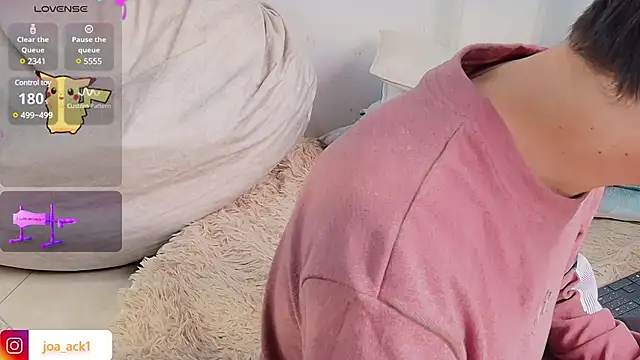 Levii Ackermann online show from March 8, 3:43 pm