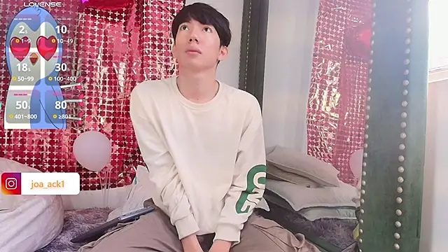 Levii Ackermann online show from February 17, 2:26 pm