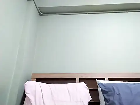 BIGUNCUTHARDCOCK online show from October 15, 5:26 am