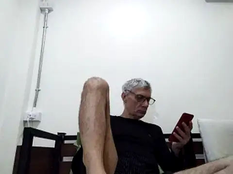 BIGUNCUTHARDCOCK online show from February 11, 12:06 am