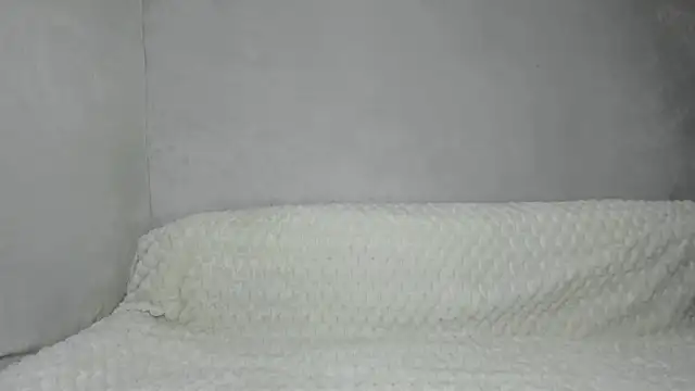 Makentoshi  online show from April 5, 5:20 pm