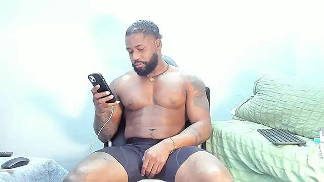 Dancelwashington online show from October 11, 1:37 pm