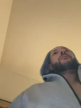 Guitccch online show from March 8, 7:51 pm