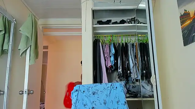 JuanBlade online show from September 11, 2:05 pm