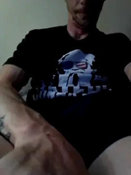 elmerfuddin87 online show from September 18, 6:37 am